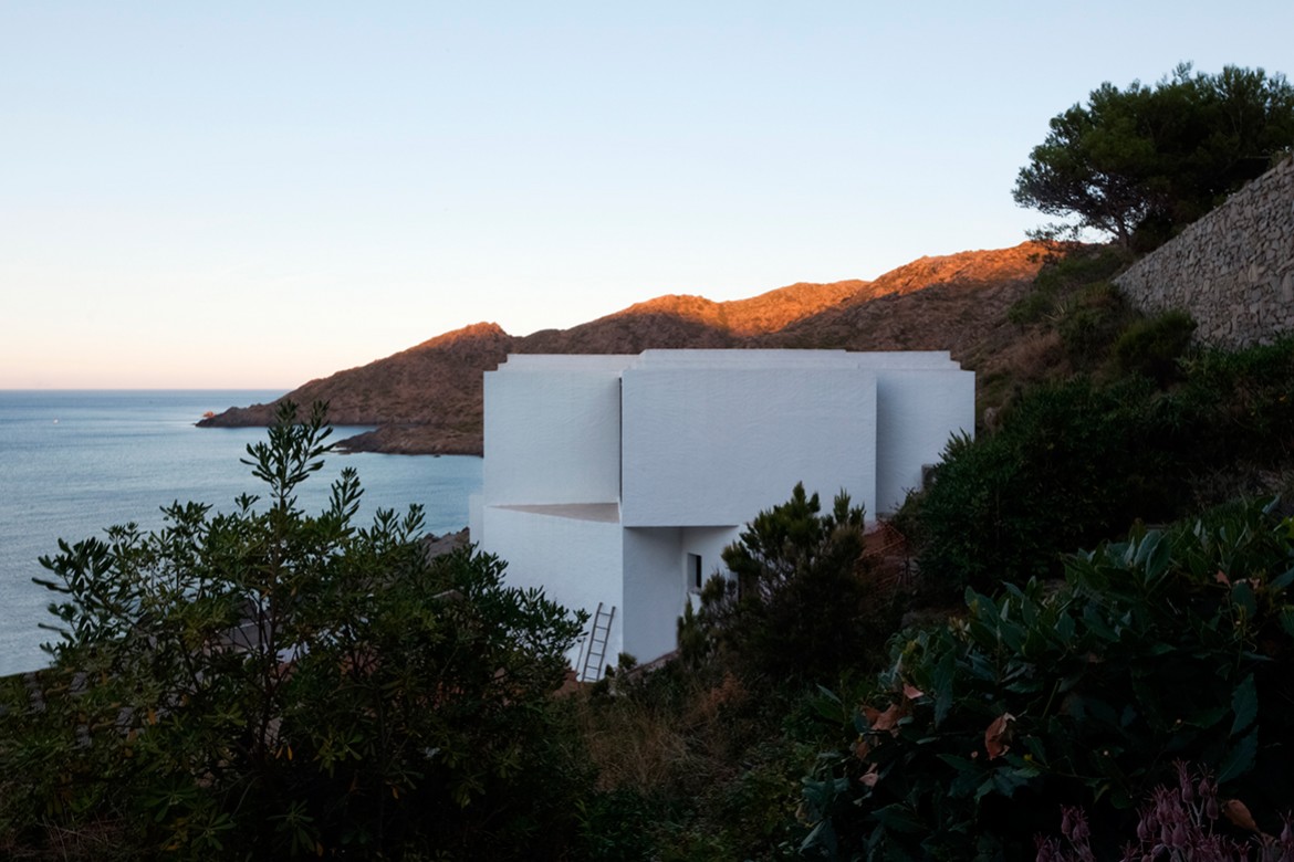 sunflower house 1
