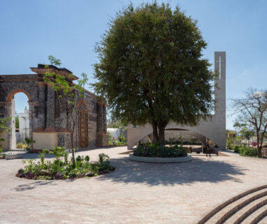 02_capilla_4440_46n